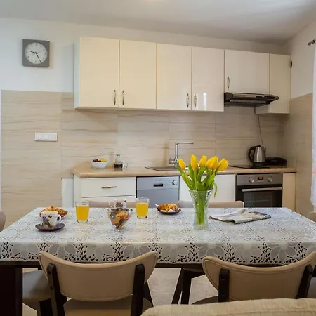 Villa Luxury Stone Nevija 2022 Private Milna (Brac)