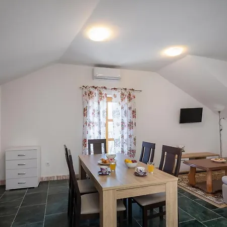 Villa Luxury Stone Nevija 2022 Private Milna (Brac)