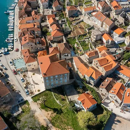 Luxury Stone Nevija 2022 Private Milna (Brac)