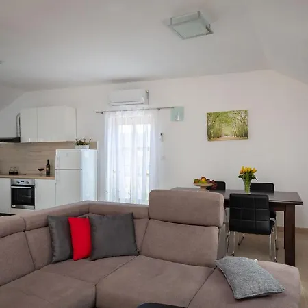 Villa Luxury Stone Nevija 2022 Private Milna (Brac)