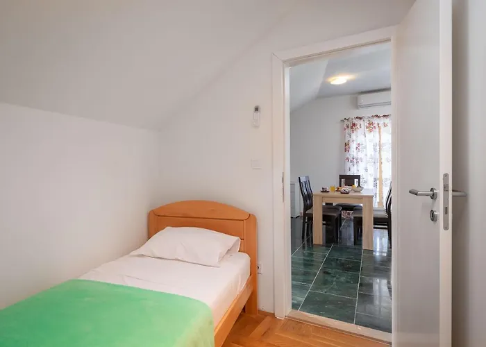 Luxury Stone Nevija With Heated Pool Villa