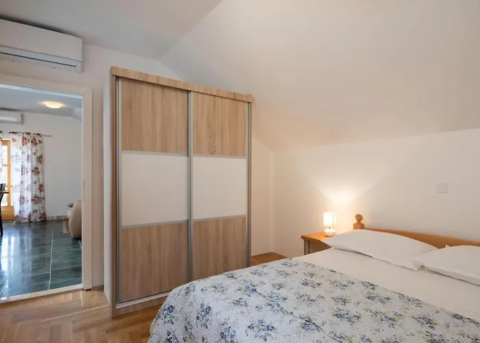 Luxury Stone Nevija With Heated Pool * Milna (Brac)