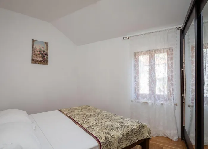 Villa Luxury Stone Nevija With Heated Pool