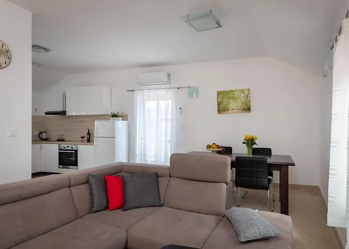 Villa Luxury Stone Nevija With Heated Pool Milna (Brac)