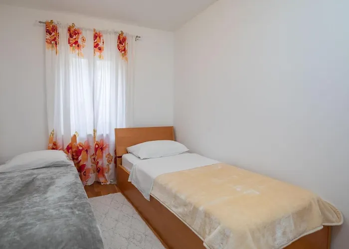 Villa Luxury Stone Nevija With Heated Pool *