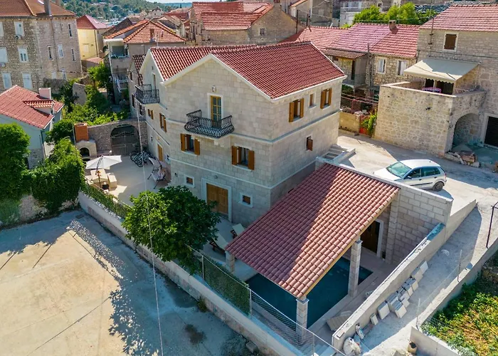 Villa Luxury Stone Nevija With Heated Pool *