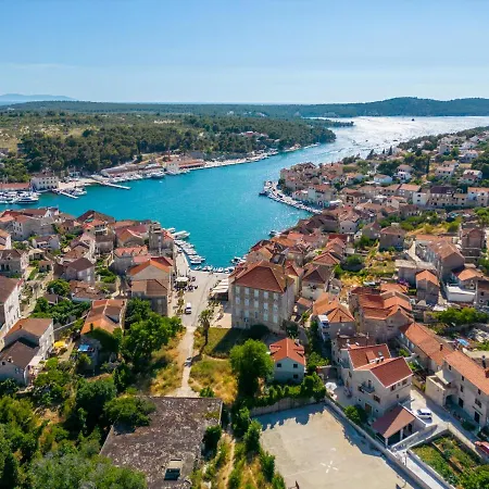 Luxury Stone Nevija 2022 Private * Milna