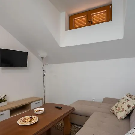 Villa Luxury Stone Nevija 2022 Private *